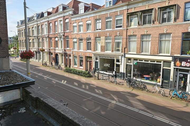 Photo 19 of Zoutmanstraat 63-C