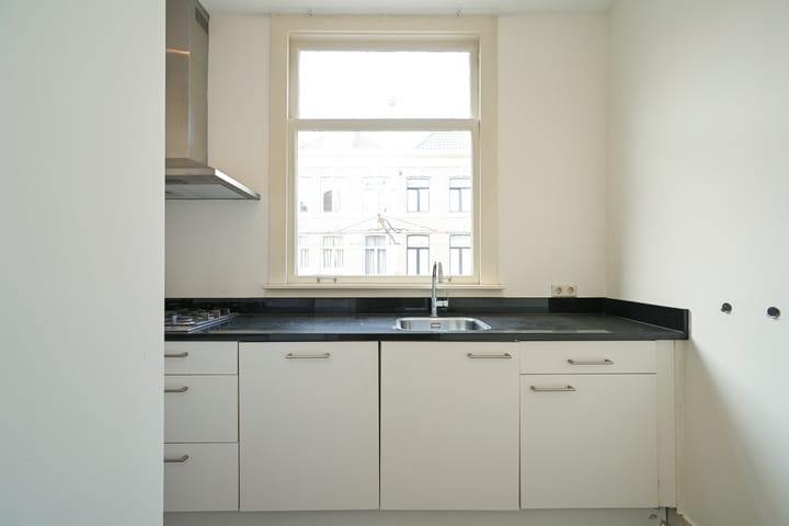 Photo 26 of Zoutmanstraat 63-C