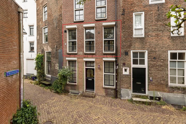 Photo 17 of Buitenkant 3