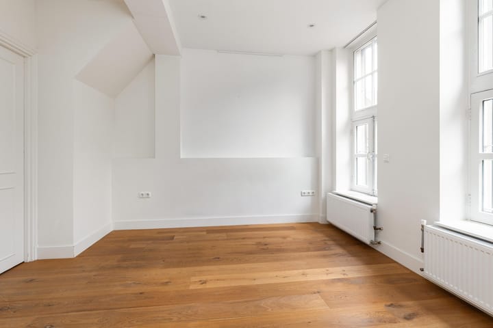 Photo 9 of Buitenkant 3