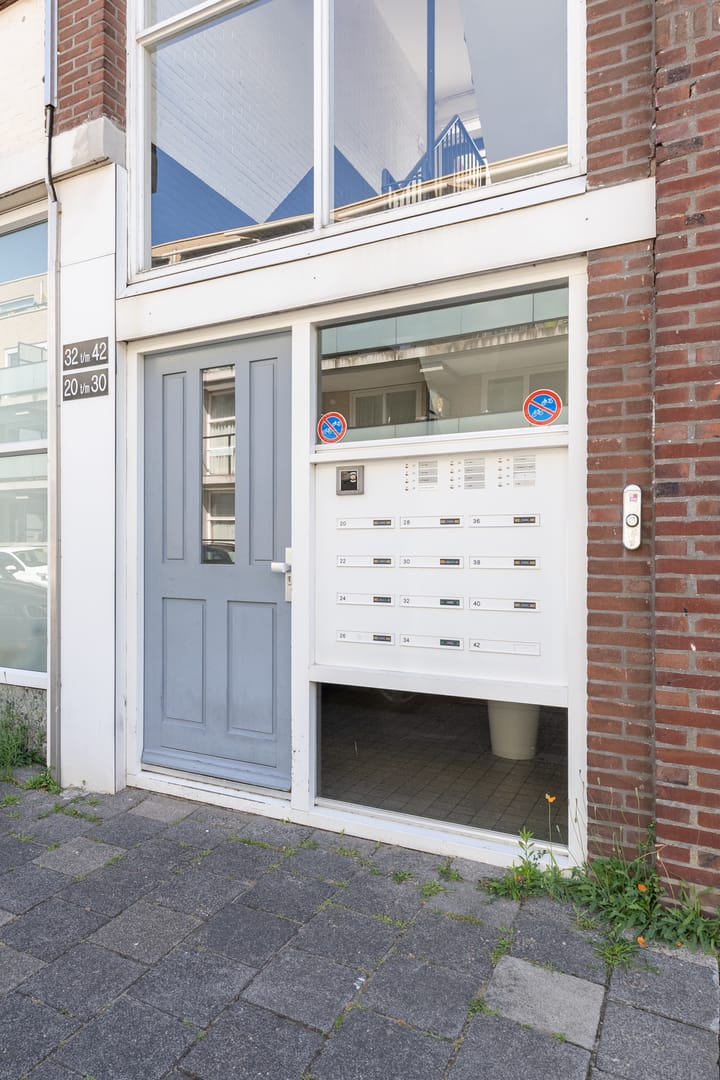 Photo 4 of Dokter De Liefdestraat 34