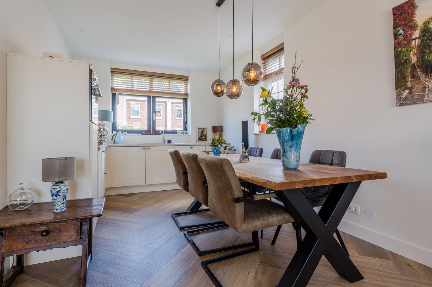 Photo 10 of Markgraaflaan 203