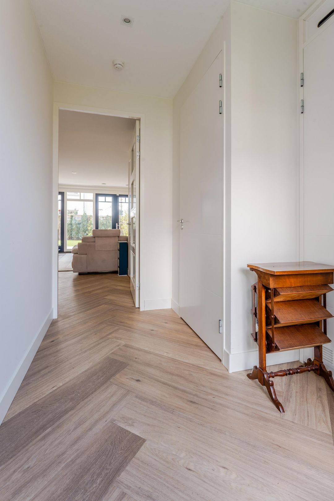 Photo 13 of Markgraaflaan 203