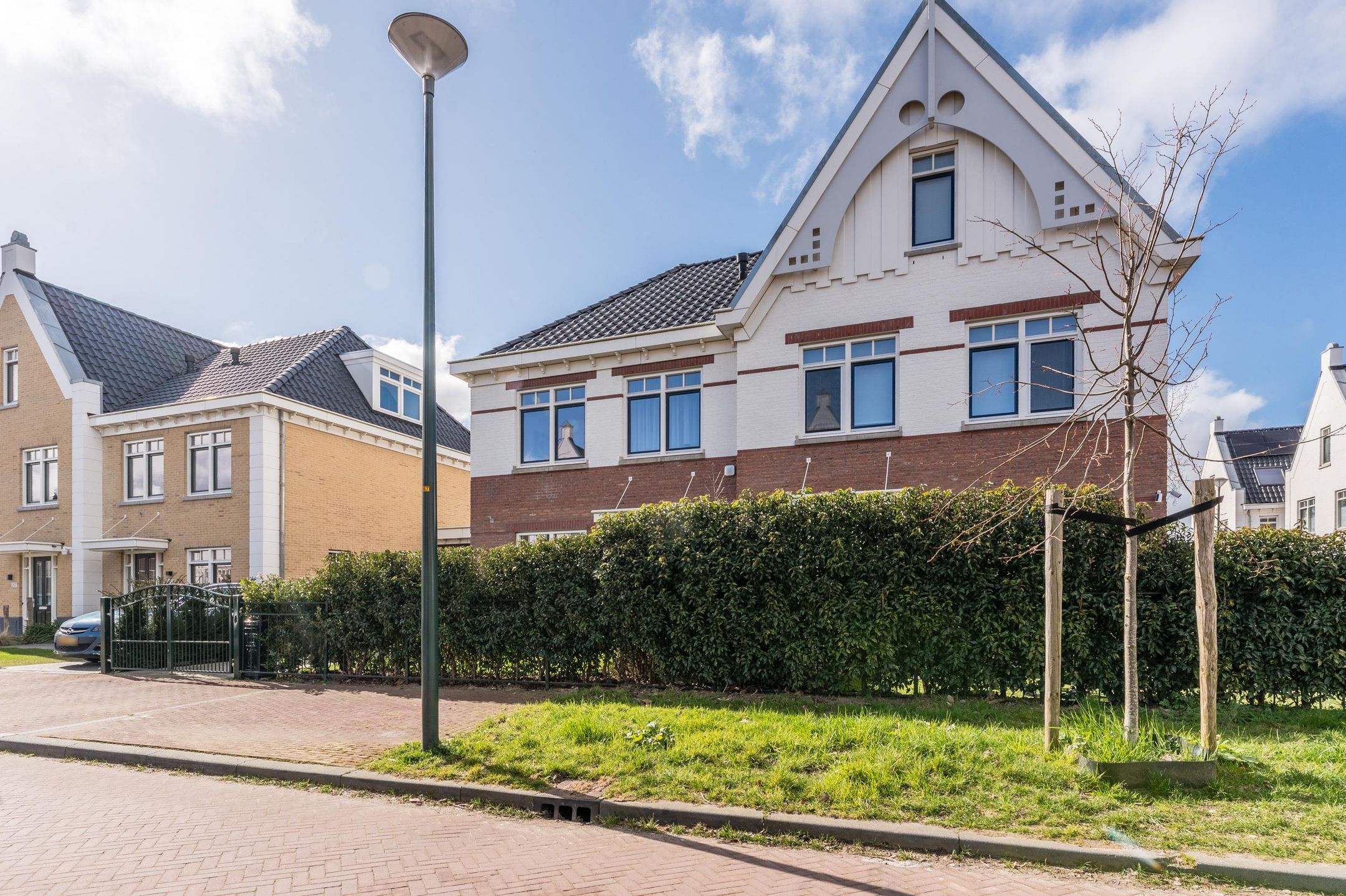 Photo 36 of Markgraaflaan 203