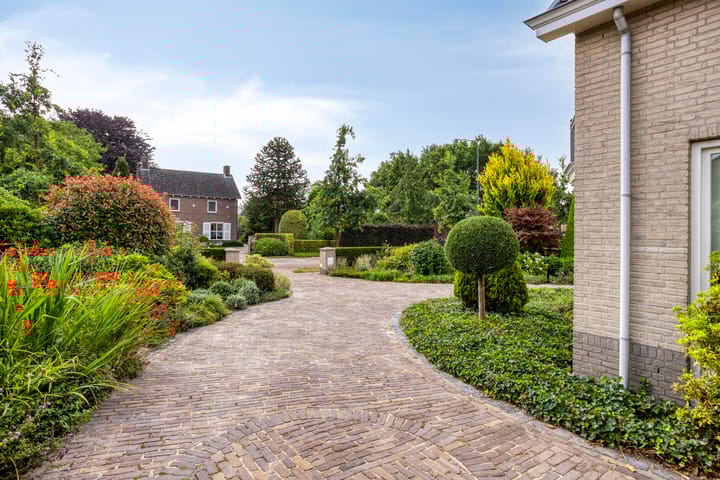 Foto 38 van Schoolstraat 33-A