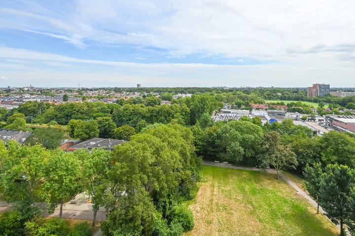 Photo 20 of Van Leeuwenhoekstraat 5-0137