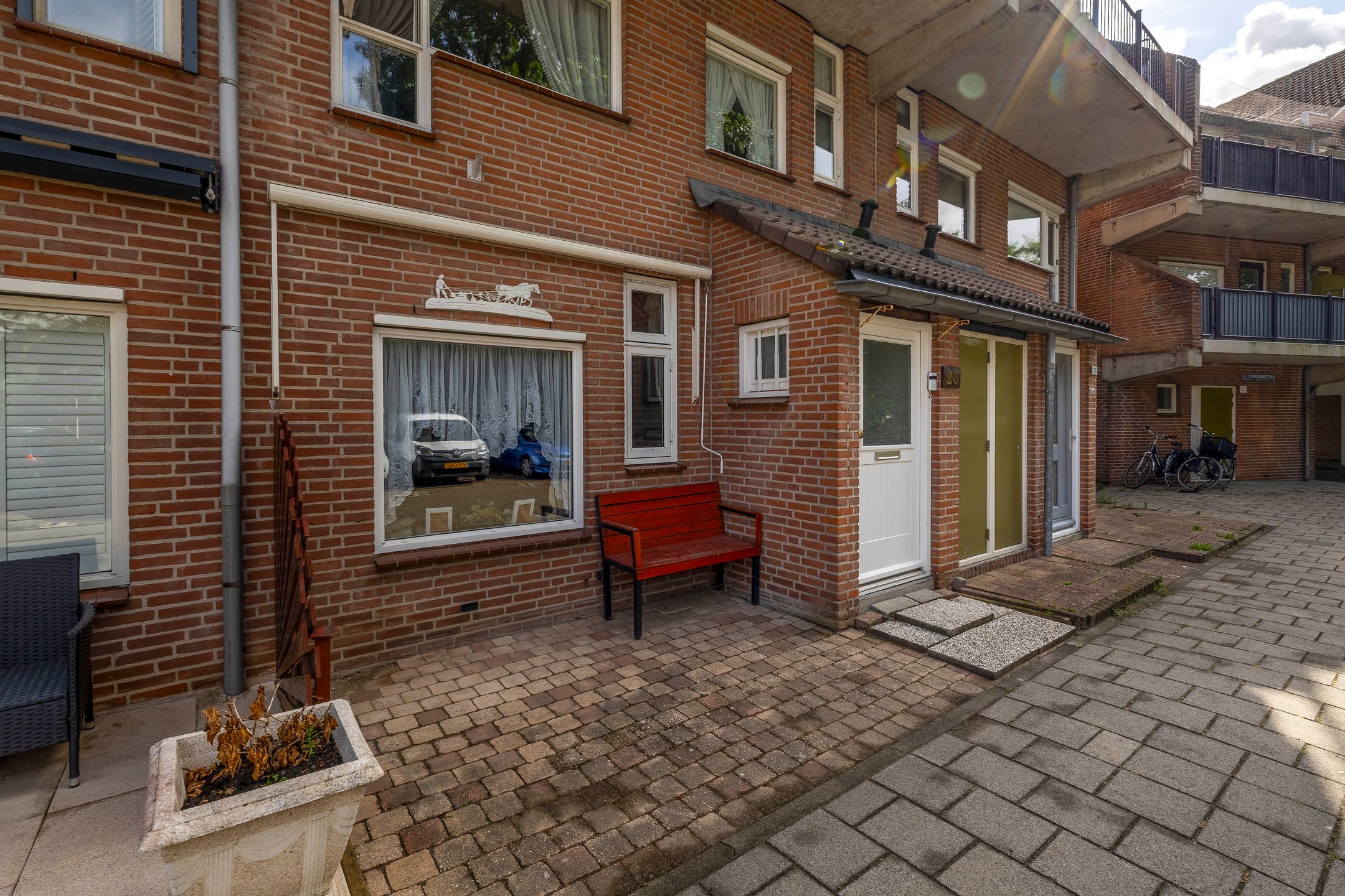 Foto 9 van J.C. Sterrenburgstraat 23