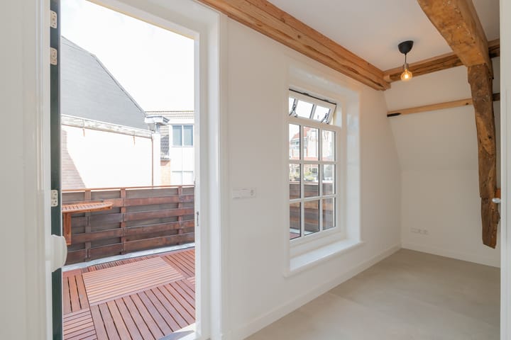 Foto 12 van Burgwal 26