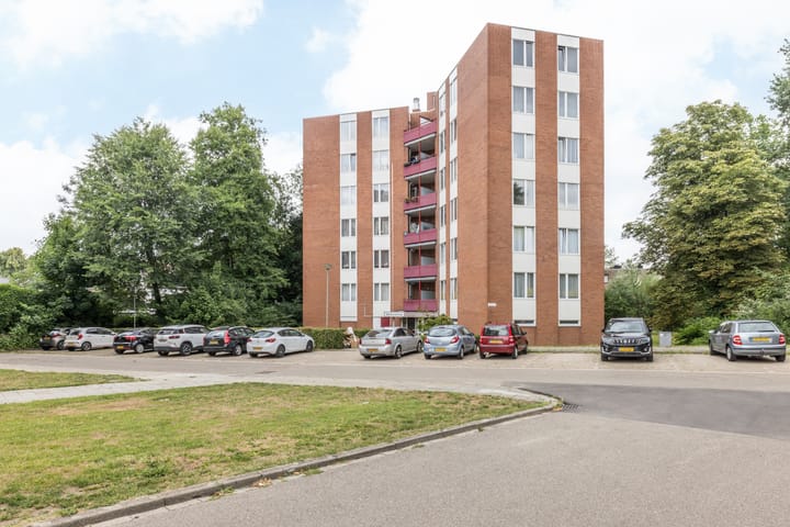 Foto 33 van Berghofstraat 143