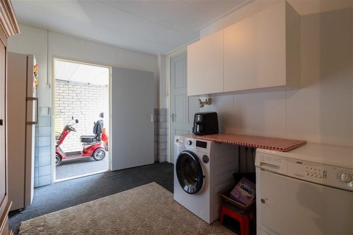 Foto 27 van J. Kammingastraat 150