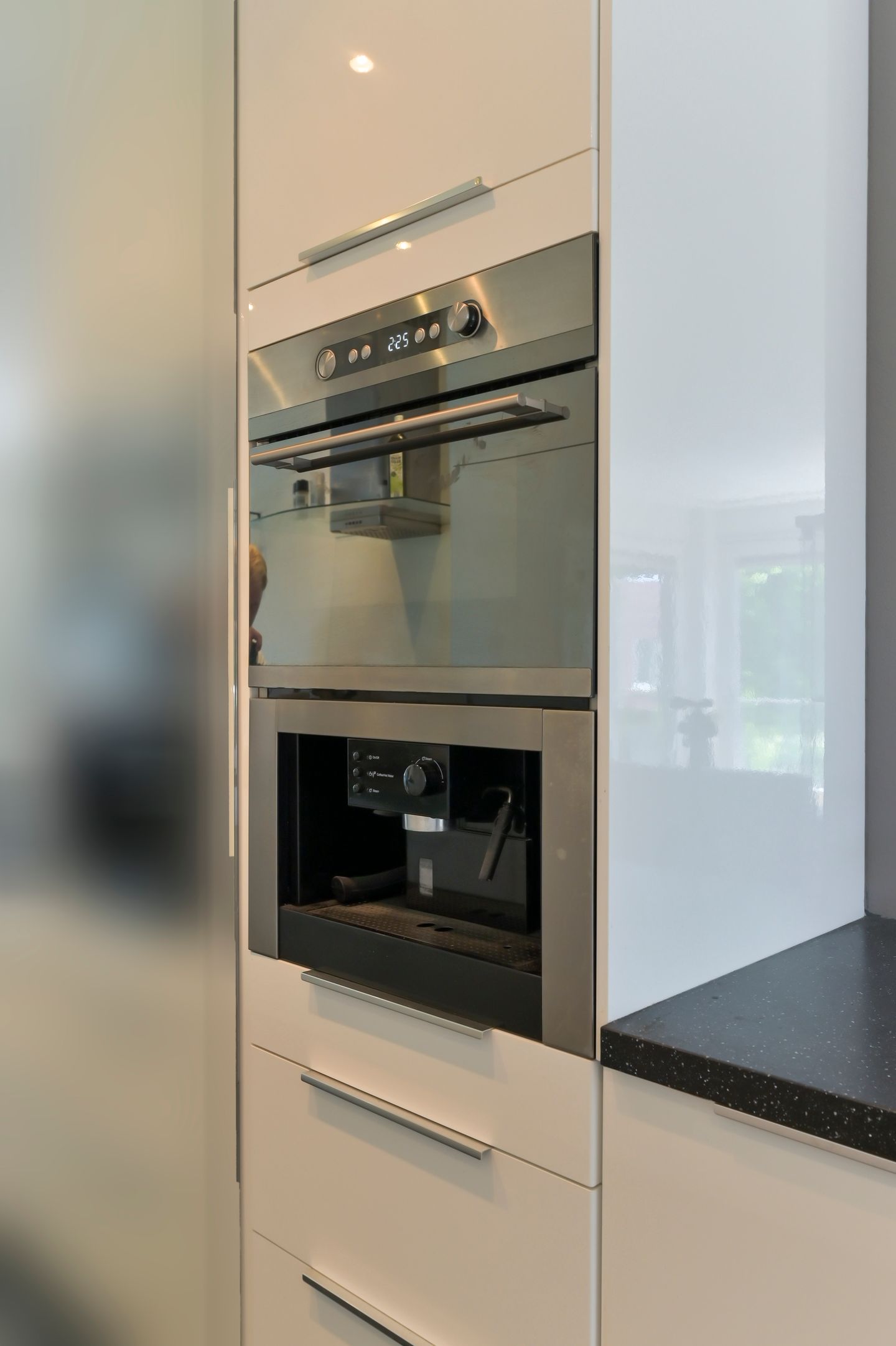 Photo 14 of Graaf van Loonlaan 65