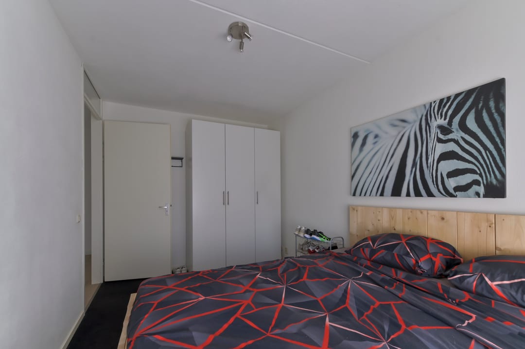 Photo 17 of Graaf van Loonlaan 65