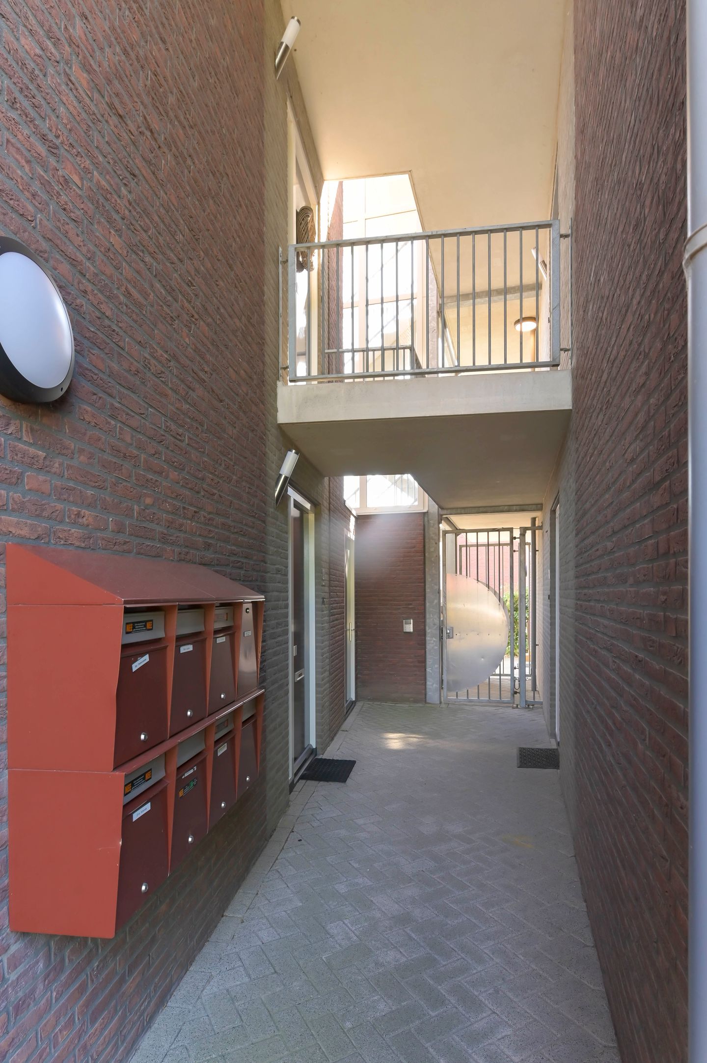 Photo 29 of Graaf van Loonlaan 65