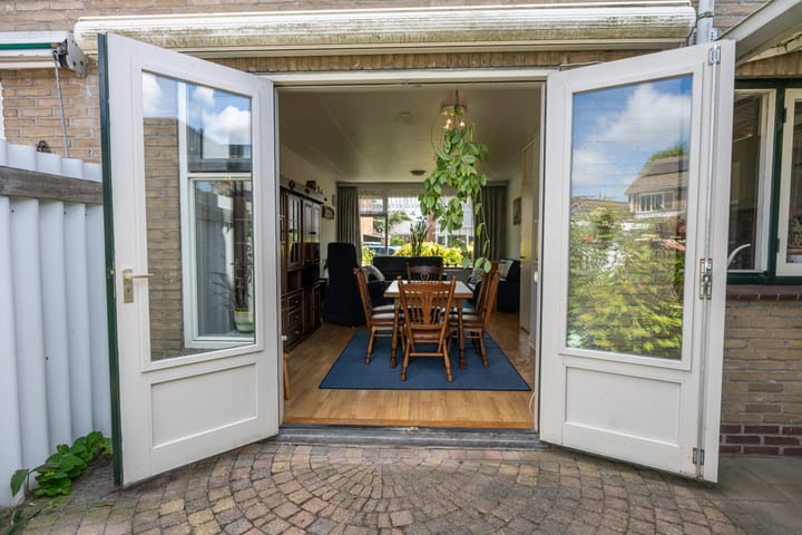 Photo 13 of Thijsselaan 105