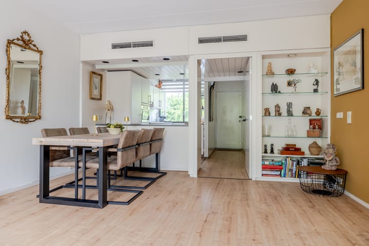 Photo 8 of Doenradestraat 44-D19