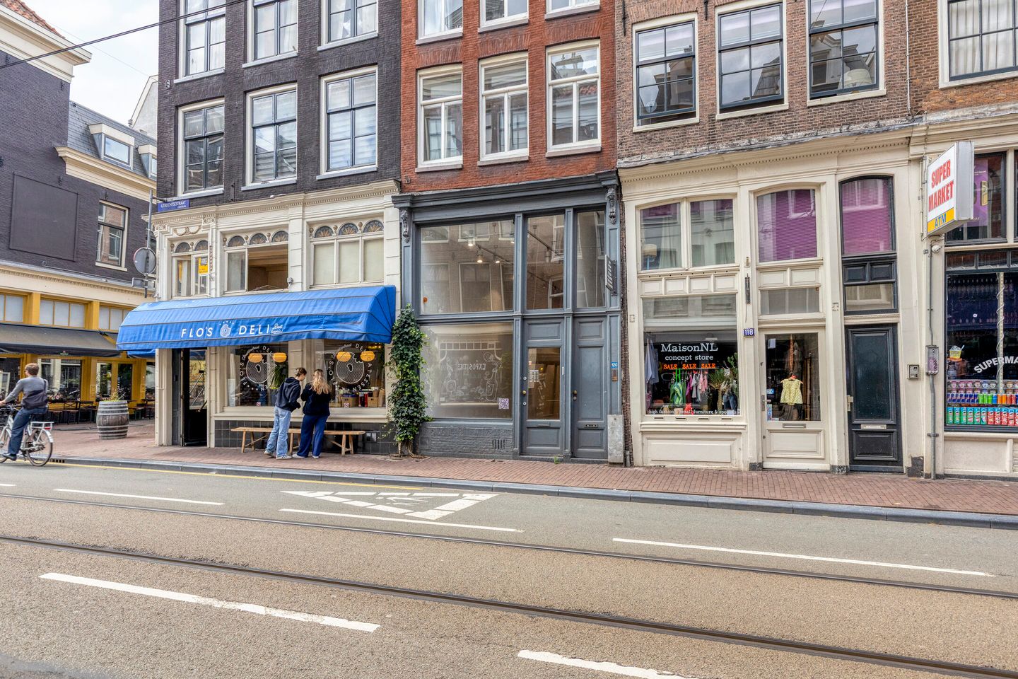 View photo 1 of Utrechtsestraat 120-H