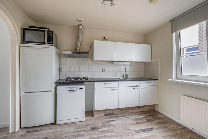 Foto 13 van Arthur van Schendelplein 57