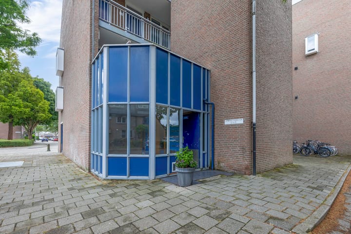 Foto 24 van Arthur van Schendelplein 57