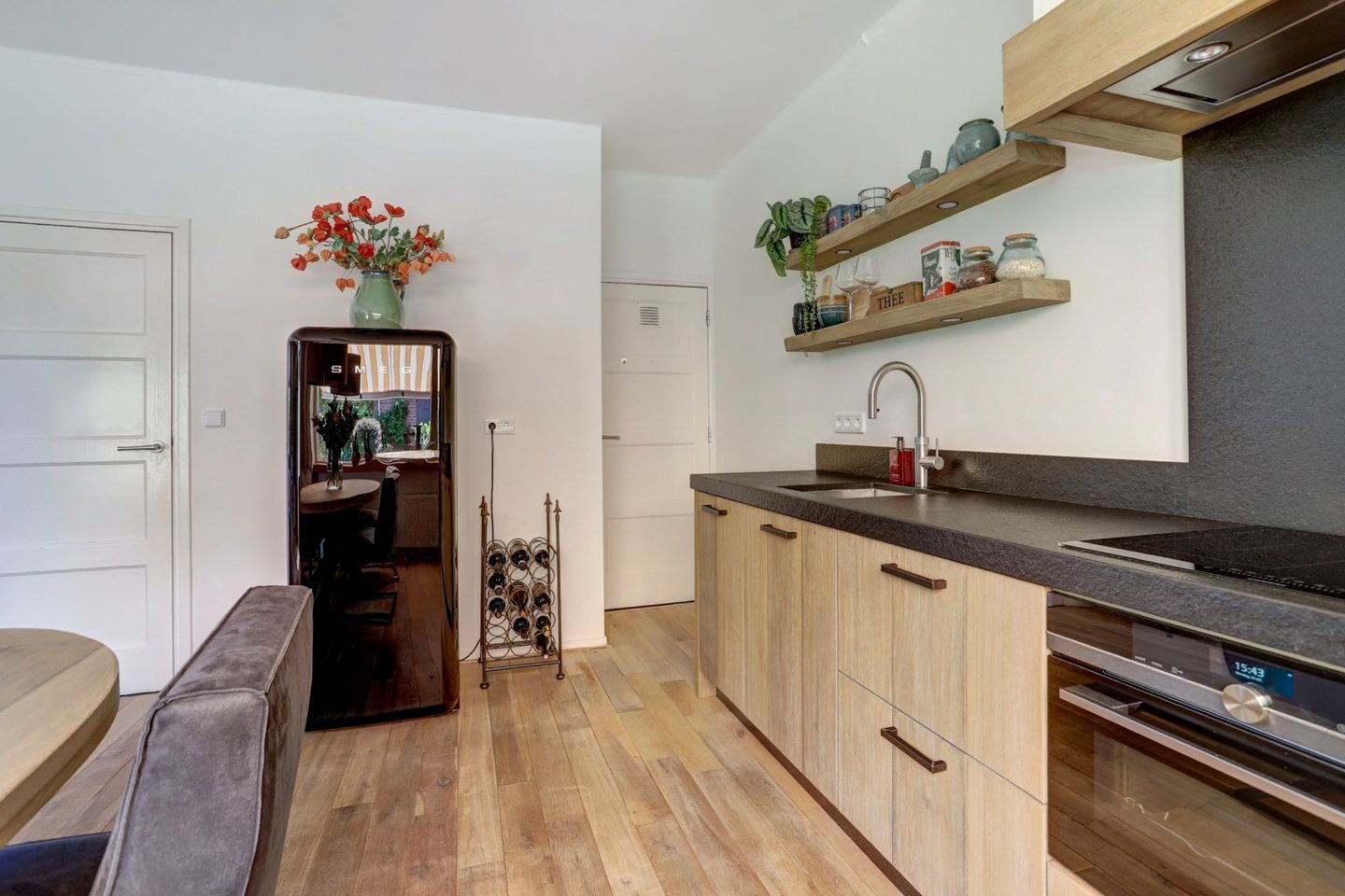 Photo 14 of Burgemeester de Grauwstraat 11