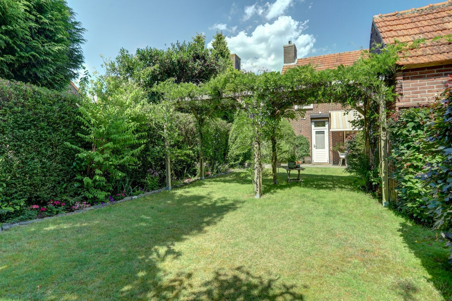 Photo 29 of Burgemeester de Grauwstraat 11