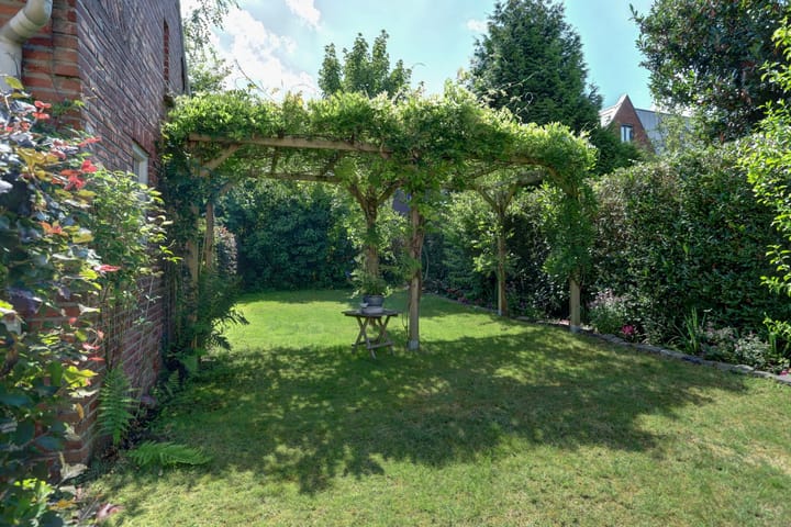 Foto 30 van Burgemeester de Grauwstraat 11