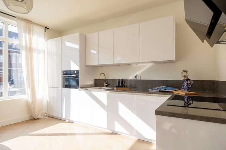 Photo 3 of Laan van Eik en Duinen 121