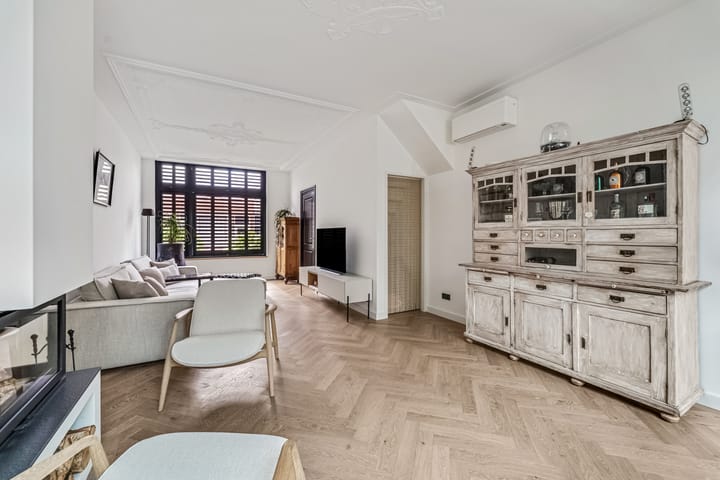 Foto 10 van Verhoevenstraat 44