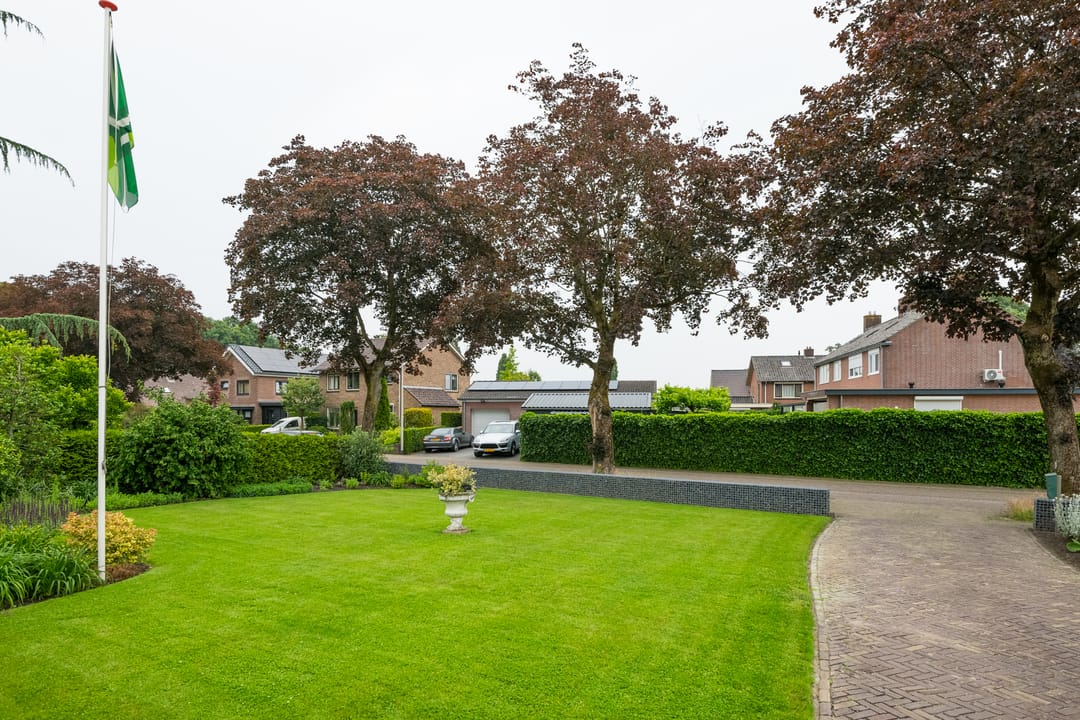 Photo 11 of Wilhelminalaan 1