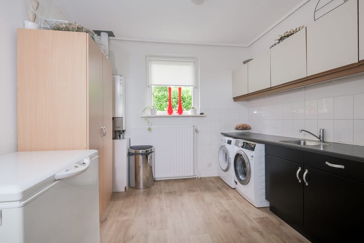 Photo 40 of Wilhelminalaan 1