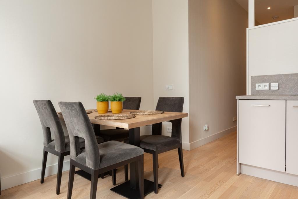 Photo 8 of Laan Copes van Cattenburch 69-H