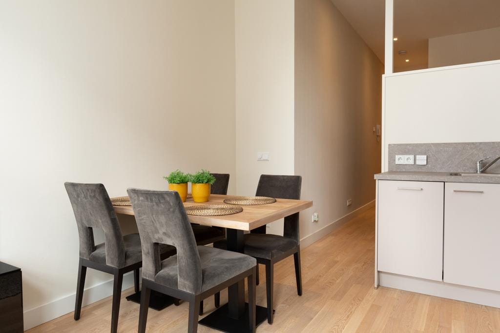 Photo 9 of Laan Copes van Cattenburch 69-H