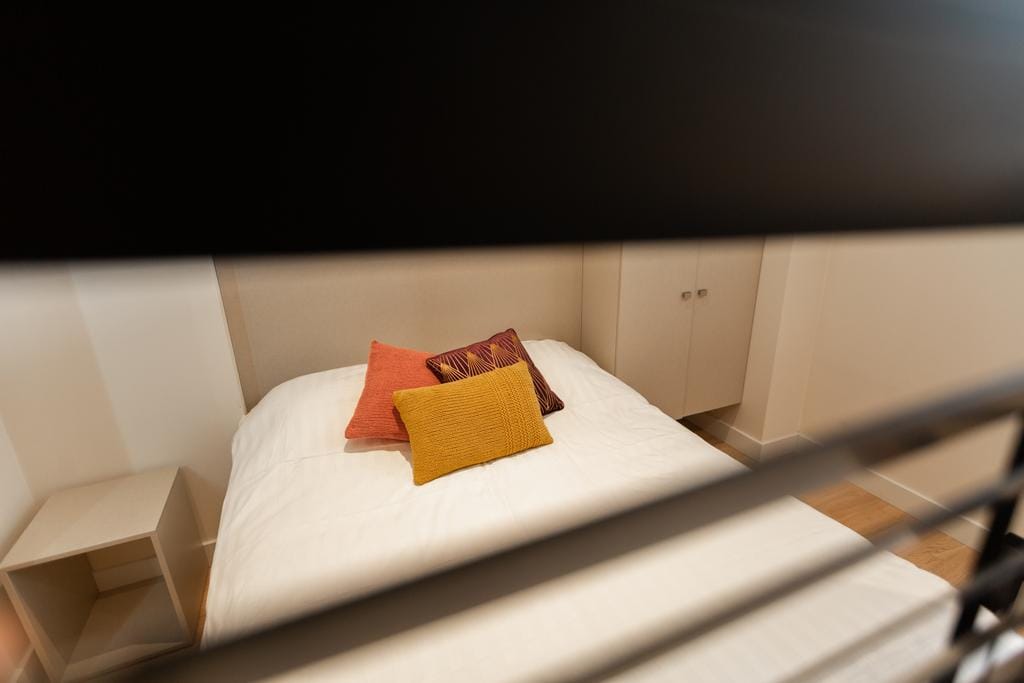 Photo 13 of Laan Copes van Cattenburch 69-H