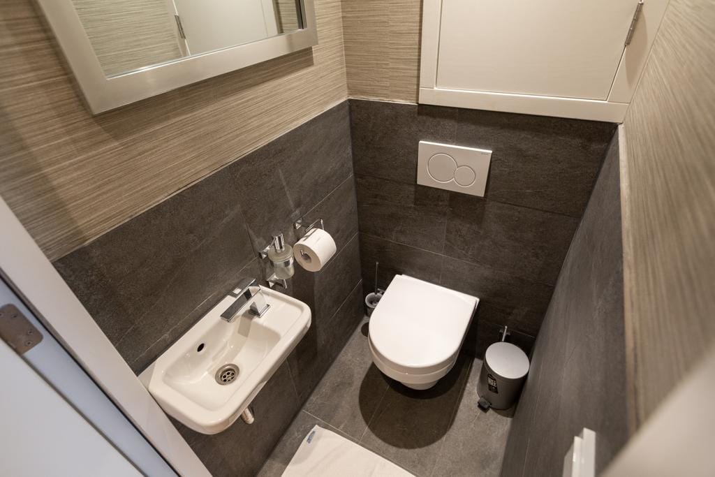 Photo 19 of Laan Copes van Cattenburch 69-H