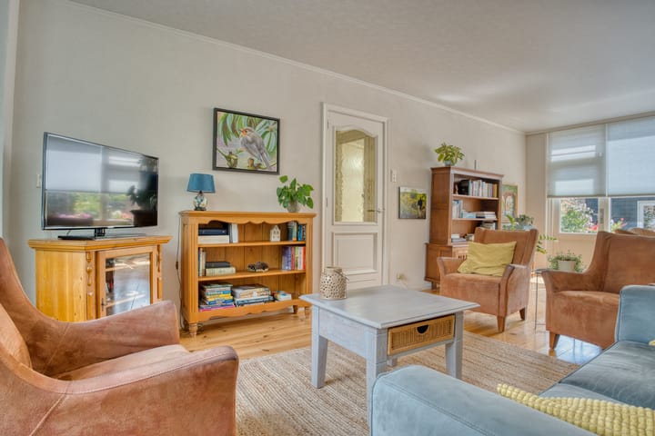 Foto 12 van Langeraarstraat 10