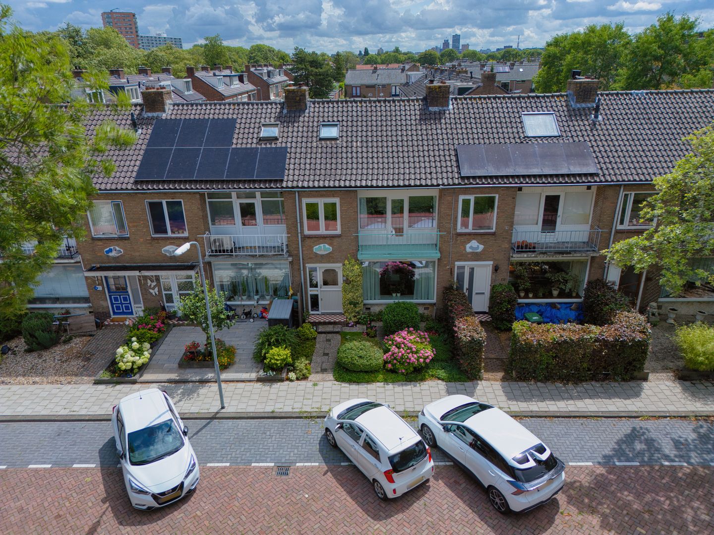 Foto 34 van Langeraarstraat 10