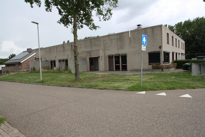 Photo 2 of Beitel 112