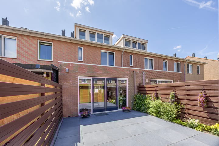 Foto 21 van Zwarte Ring 68