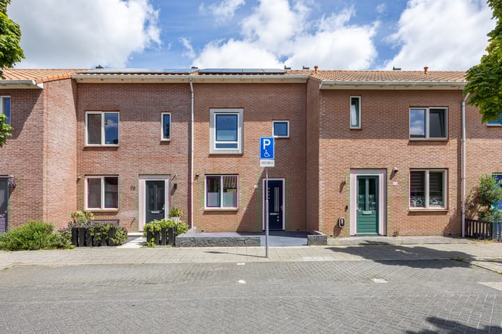 Foto 25 van Zwarte Ring 68