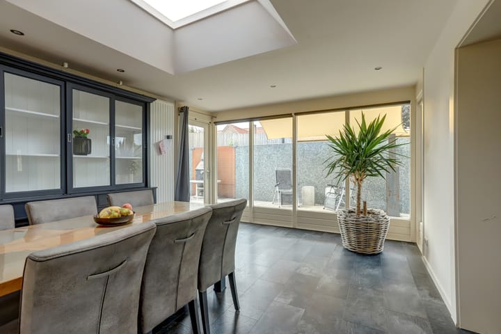 Photo 3 of Graafseweg 94