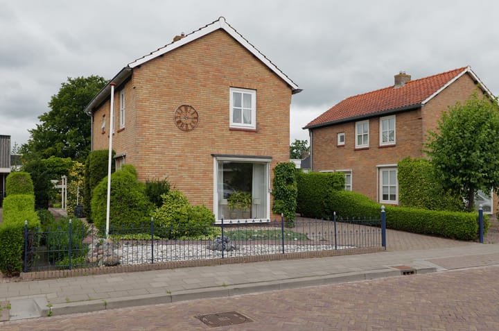 Foto 46 van Taeke Schuilengalaan 15