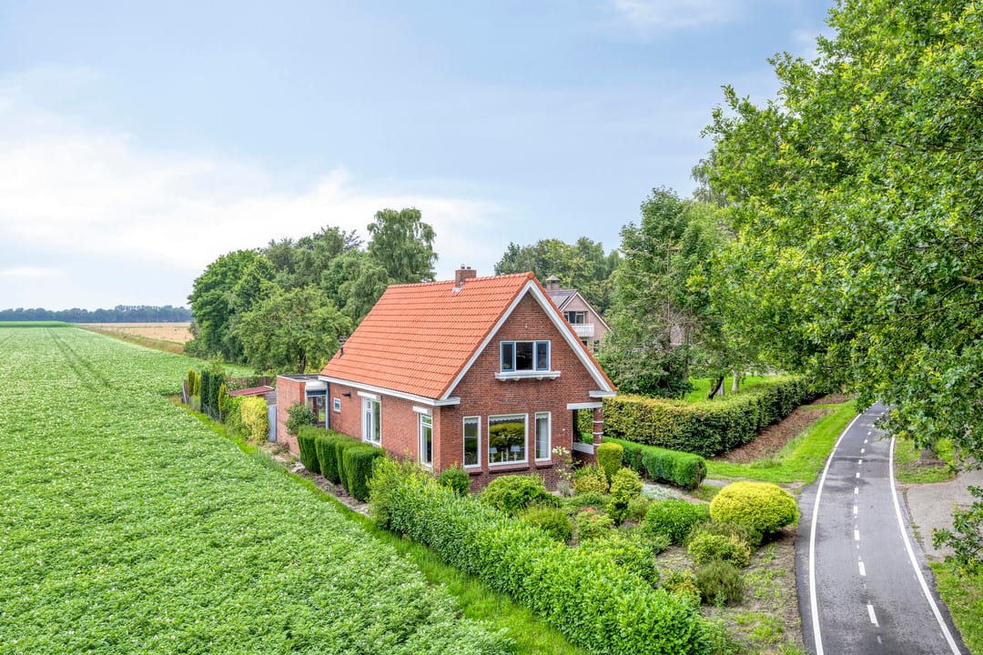 Foto 2 van Hoofdweg Wedderveer 5