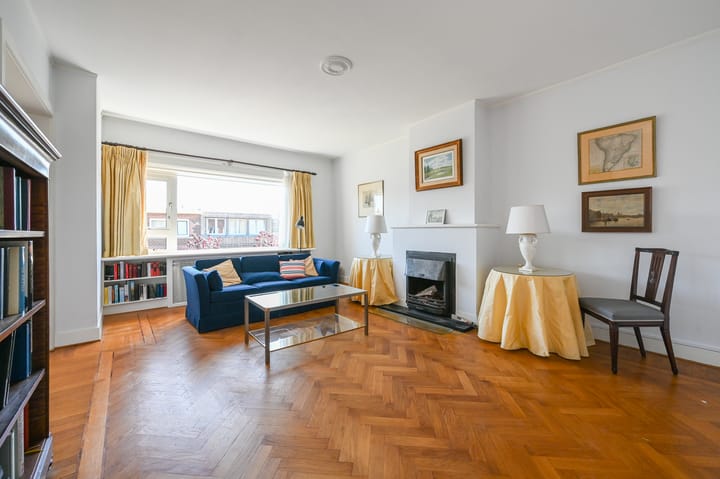 Photo 10 of Mesdagstraat 42