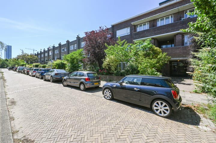 Photo 6 of Mesdagstraat 42