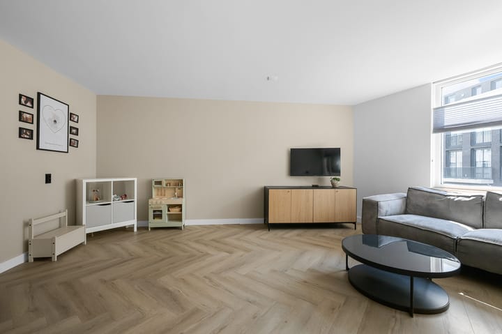 Foto 8 van Van Boetzelaerstraat 13