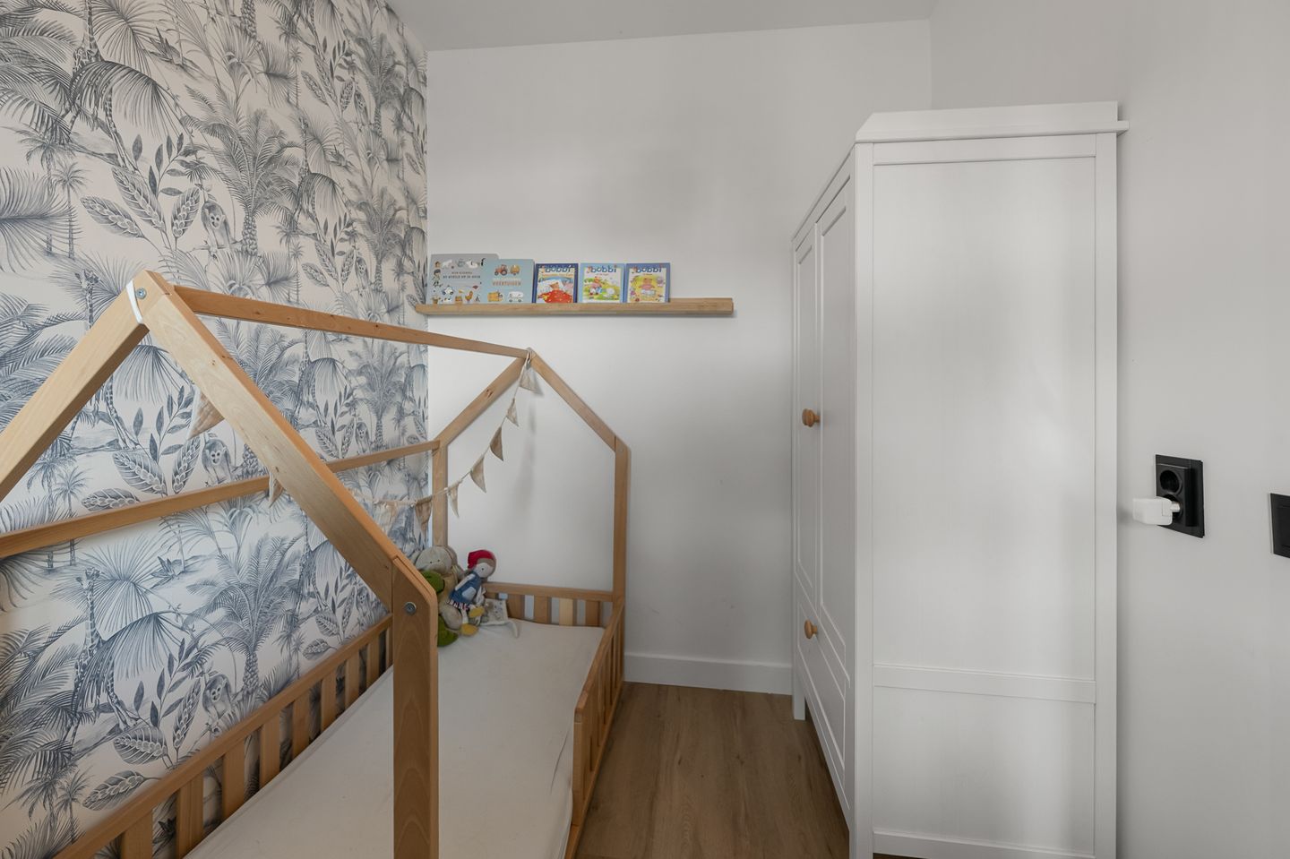 Foto 14 van Van Boetzelaerstraat 13