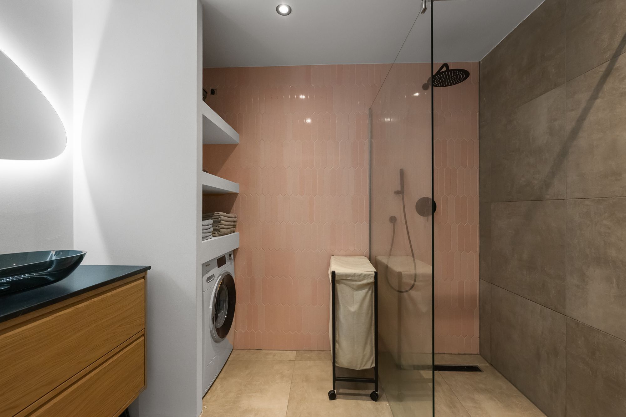 Foto 15 van Van Boetzelaerstraat 13