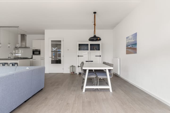 Foto 15 van Bakkerspleintje 59