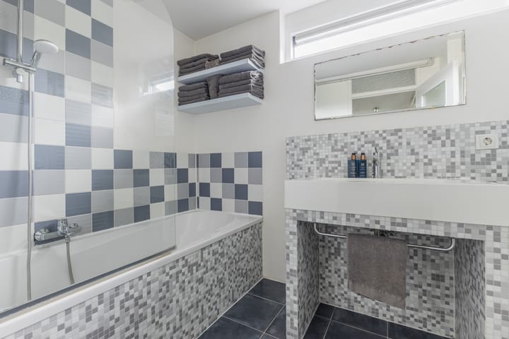 Photo 20 of Graan voor Visch 14503