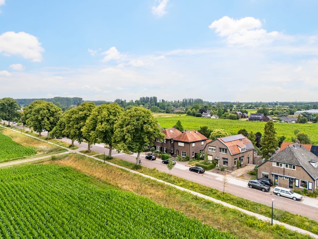 Foto 2 van Weg naar Voorst 146-A