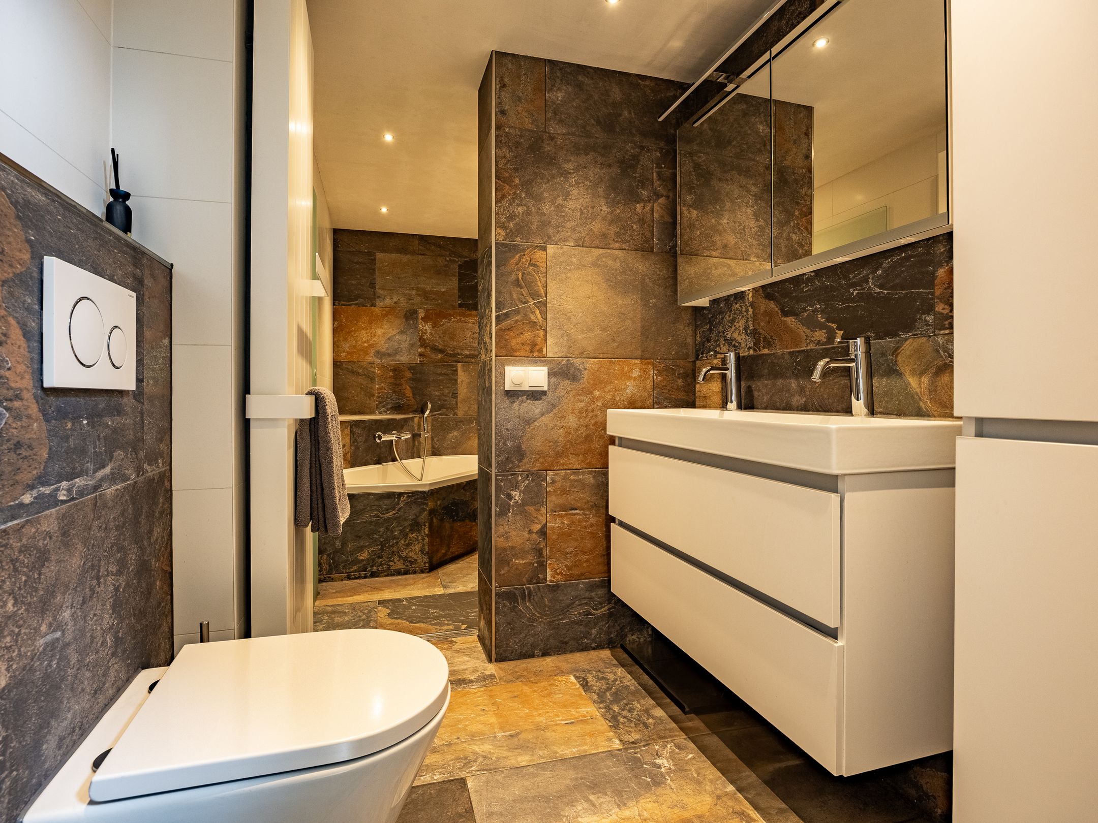 Foto 15 van Weg naar Voorst 146-A